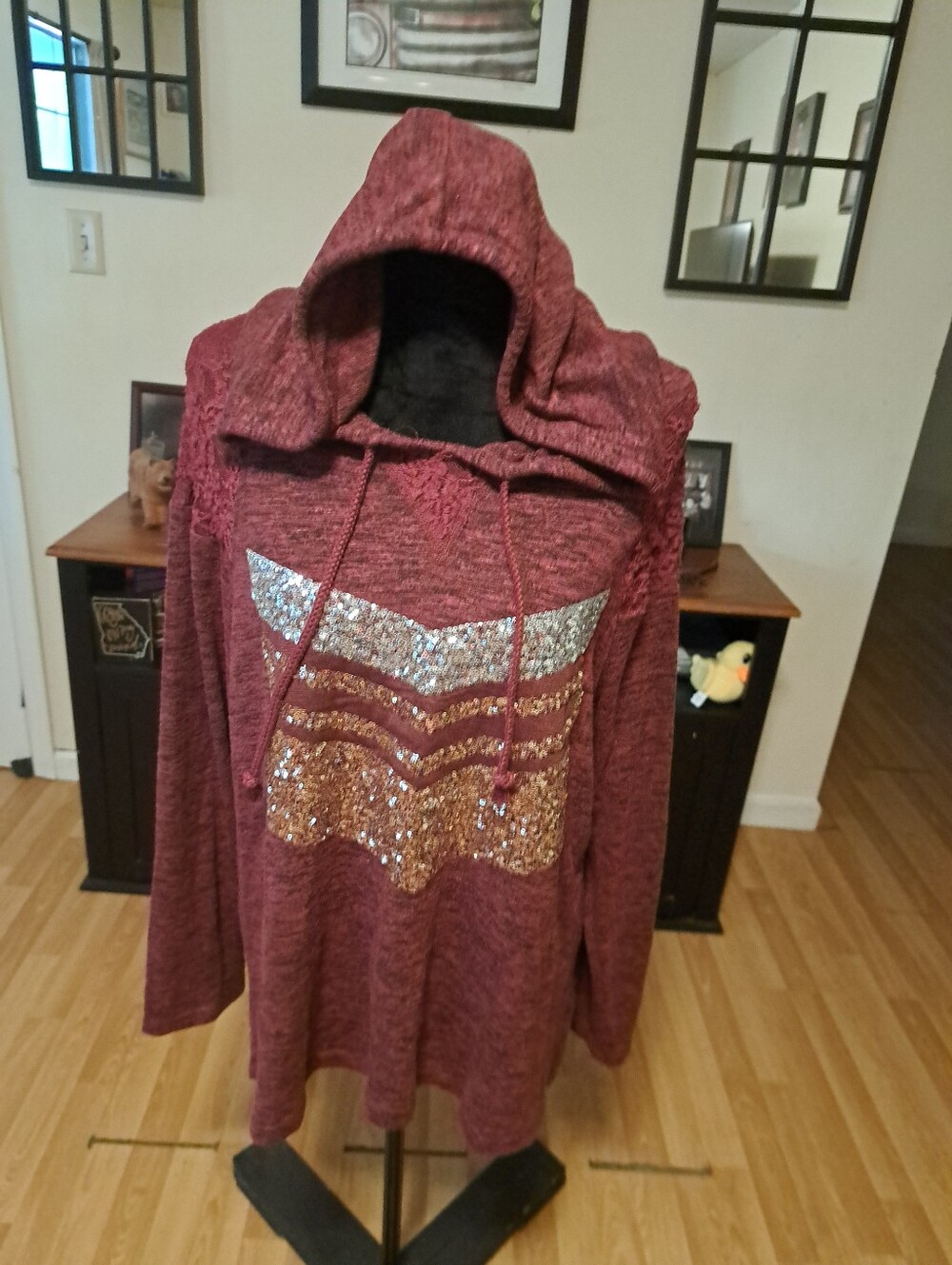 Miss Chievous 2X Heather Red Sequin Chevron Hoodie Top Lace V-Neck Pullover